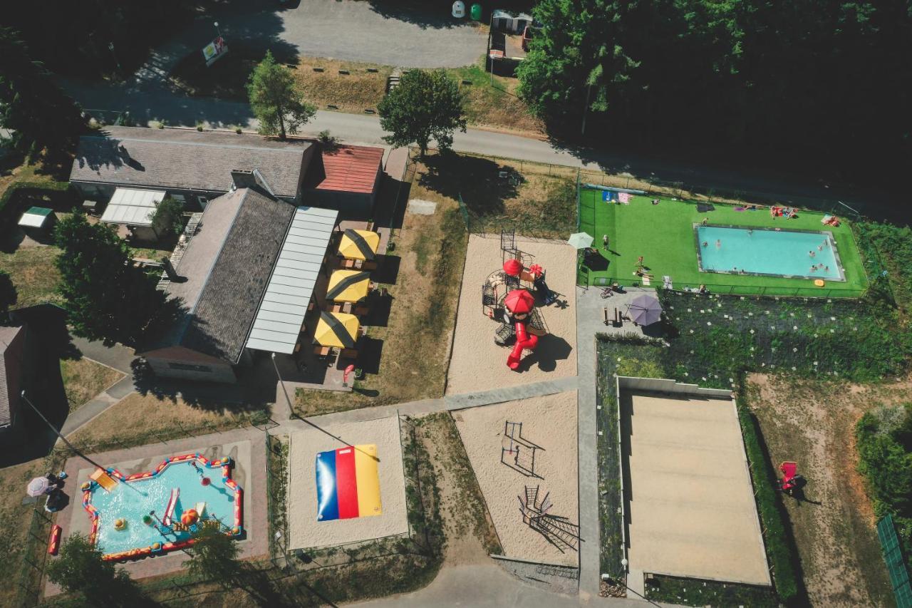 Verblijfpark Ardinam Olloy-sur-Viroin 外观 照片